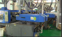 Double coloured plastic injection machine